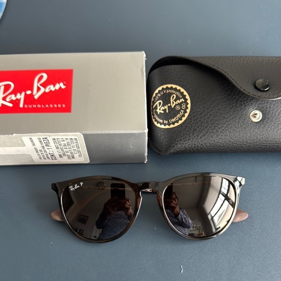 Ray-Ban Classic tortoise Sunglasses
